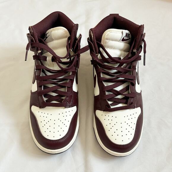 burgundy crush nike dunk high - Picture 3 of 7